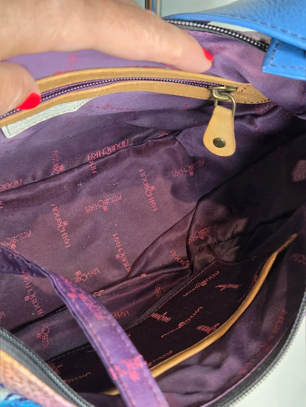 Anuschka Floral Hand Painted Leather Shoulder Bag - Picture 12 of 16